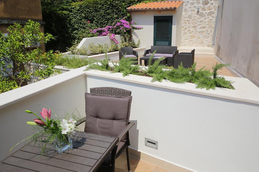 White & Co Villa And Apartments Dubrovnik Room photo